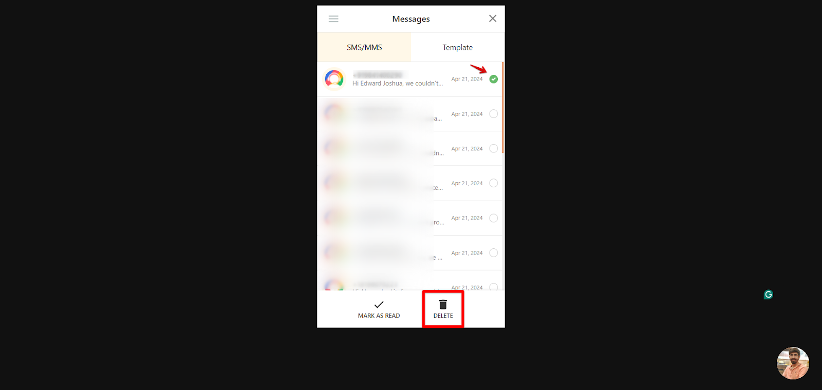CallHippo Messages screen with an SMS selected and the Delete button highlighted